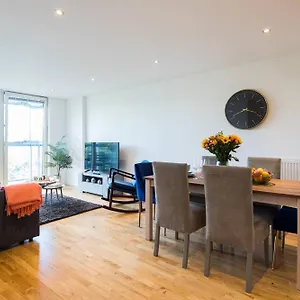 Wild Roses Serviced - Greenwich , London United Kingdom